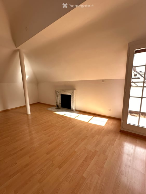 Charmante 3.5-Zimmer-Altbauwohnung mit Balkon in Neuhausen am Rheinfall – ab sofort verfügbar 6