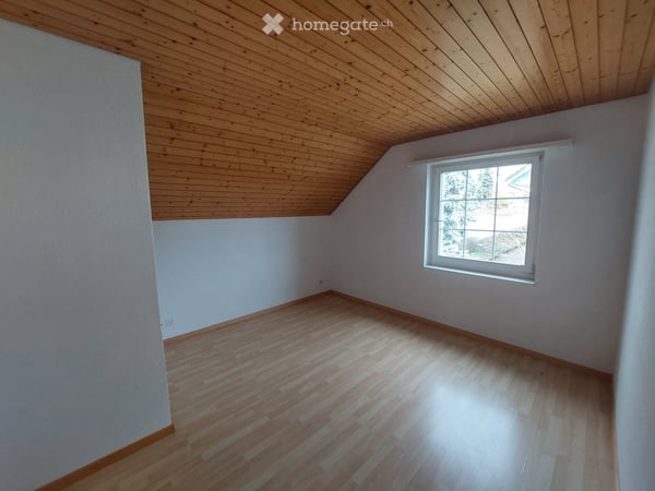 Helle und grosszügige Wohnung im Dorfkern von Seengen 4