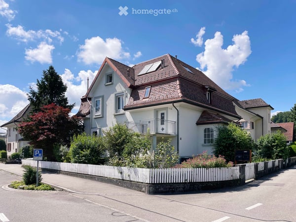 Moderne und einzigartig renovierte Loft-Wohnung in Jugendstilhaus, hochwertige Ausstattung 2
