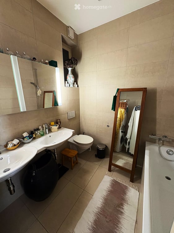 Tres bel appartement 4.5 pièces à Genève – Avenue de Champel  Reprise de bail pour un an 9