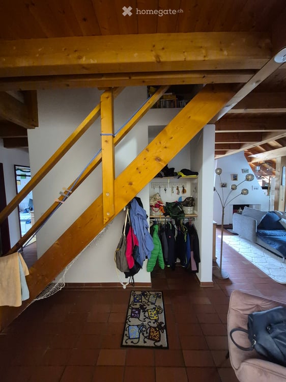 Schöne 6.5-Zimmer-Dachwohnung mit Balkon in Tamins 5