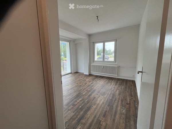2.5 Zimmer Wohnung, parterre mit Garten inklusive Parkplatz 21