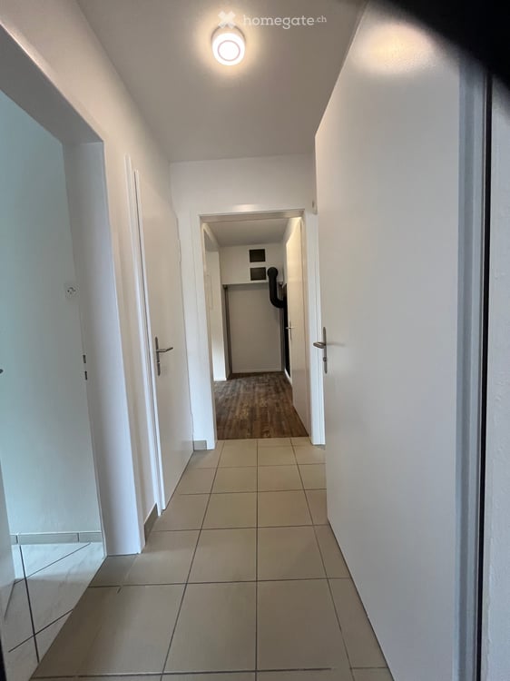 2.5 Zimmer Wohnung, parterre mit Garten inklusive Parkplatz 9