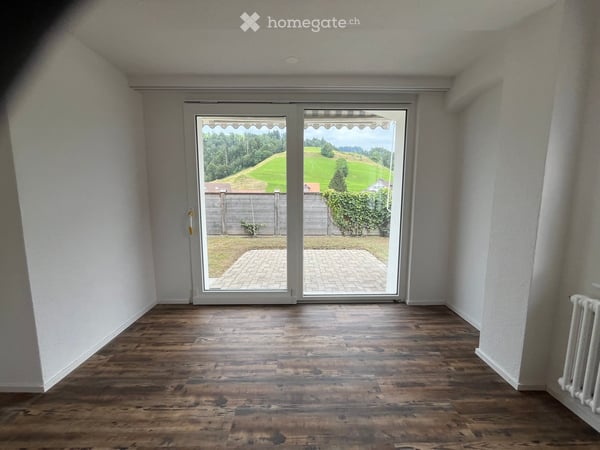 2.5 Zimmer Wohnung, parterre mit Garten inklusive Parkplatz 17