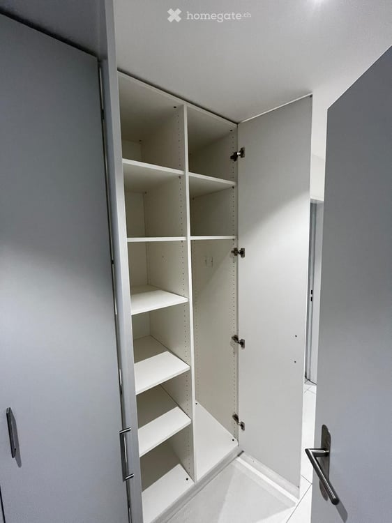 Helle 4.5-Zimmer-Wohnung mit Balkon und Garage in Muttenz *NACHMIETER GESUCHT PER 01.09.2026* 3