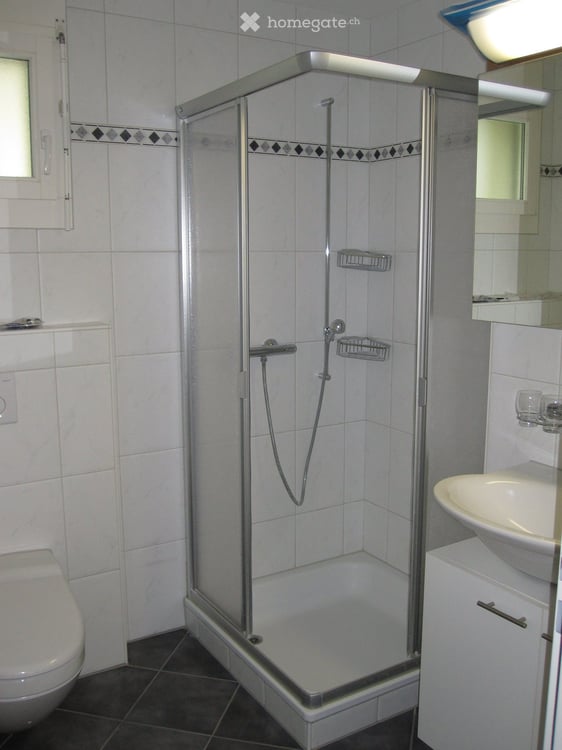 Grosszügige 5 1/2 Zimmer-Wohnung Nähe Bahnhof Nänikon inkl. 2 Einstellplätze in Tiefgarage 12