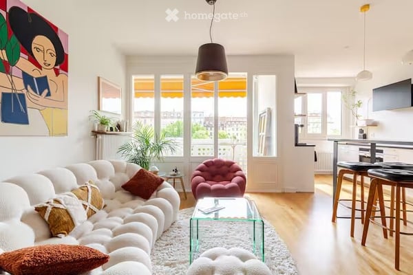 Charming 3.5-Room Apartment with Balcony in Geneva's Charmilles District 3