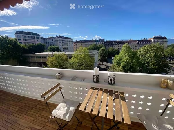 Charming 3.5-Room Apartment with Balcony in Geneva's Charmilles District 14