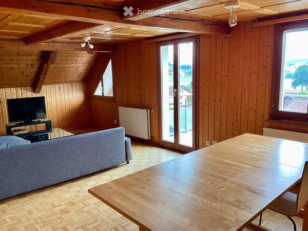 Charmante 5.5-Zimmer-Maisonette-Dachwohnung mit herrlicher Aussicht in Ruswil 3