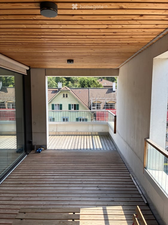 Lichtdurchflutete Attikawohnung mit Terrasse, Loggia & hochwertigem Ausbaustandard 3