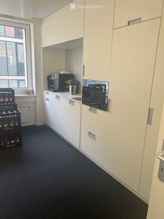 Helles, ruhiges Büro im Zürich-Seefeld – teilweise möbliert 5