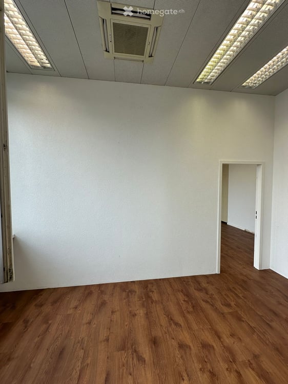 Zentrale Lage, vollständig ausgebaut - vielseitig nutzbar für Ihr Business 5