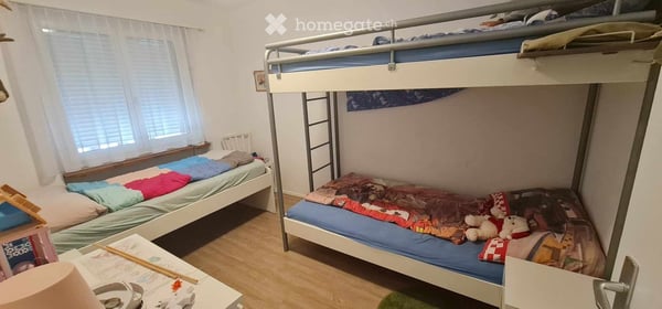 Charmante 3.5-Zimmer-Wohnung mit Balkon und herrlicher Aussicht in Churwalden 2