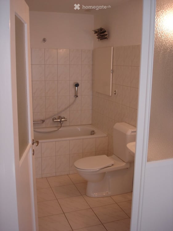 Attraktive Eigentumswohnung mit grossem Balkon und 4.65% Bruttorendite 3