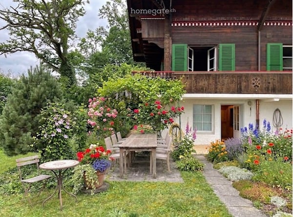 Charmantes 7-Zimmer-Einfamilienhaus mit wunderbarer Fernsicht 3