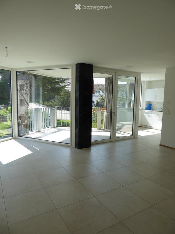 Helle 4.5-Zimmer-Wohnung im Erdgeschoss in Hinwil – modern, ruhig und familienfreundlich 4
