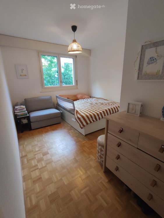 Charming 4-Room Apartment with Balcony in Genève – Available August 15th 3