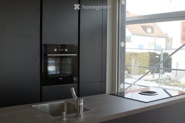 Modernes Wohnen im Grünen mit Gartensitzplatz 3