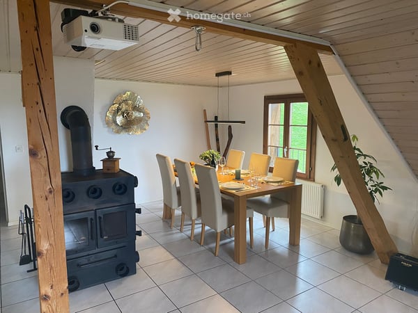 Bijoux 3.5-Zimmer-Dachwohnung mit Seeblick mitten in der Natur 4