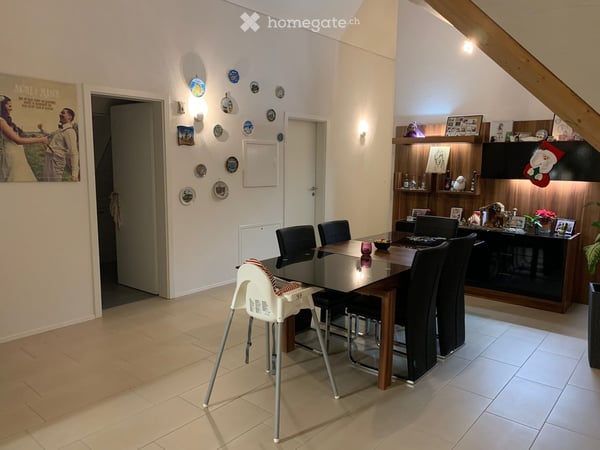 Charmante 4-Zimmer-Dachwohnung in Kefikon ZH – modern, ruhig 2