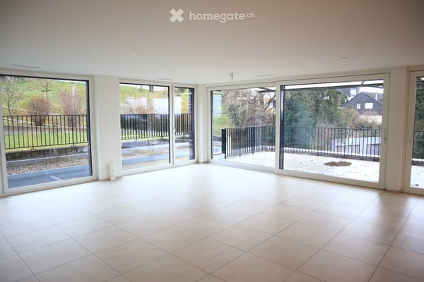 Edle 5.5-Zimmer-Terrassenwohnung in Pfeffingen 4