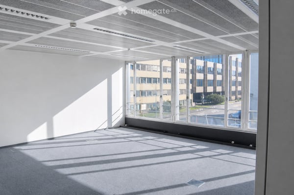 Helle und zentrale Gewerbe- und Bürofläche von 100 m² bis 660 m² 3