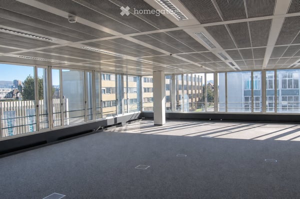 Helle und zentrale Gewerbe- und Bürofläche von 100 m² bis 660 m² 2