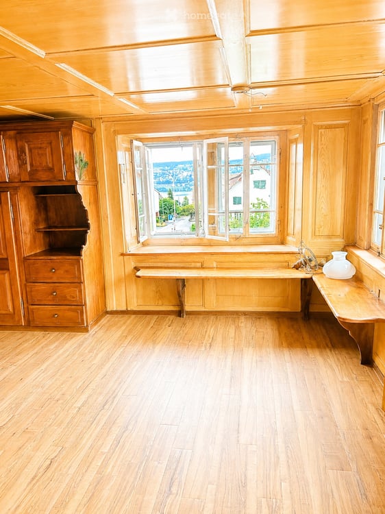 Charmante 2.5-Zimmer- in Historischen Liegenschaft, Oberrieden – sofort verfügbar 7