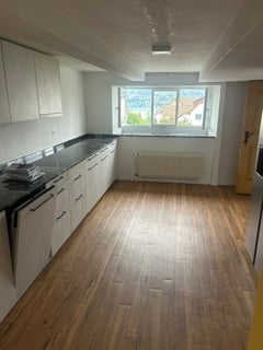 Charmante 2.5-Zimmer-Altbauwohnung in Oberrieden – sofort verfügbar 9