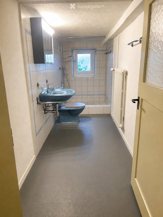 Charmante 2.5-Zimmer- in Historischen Liegenschaft, Oberrieden – sofort verfügbar 15