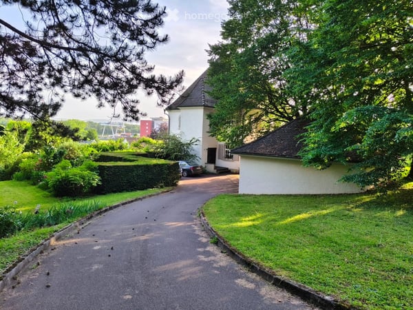 Nahe Basel/Riehen: Stilvolle 4-Zimmer-Wohnung in Gartenstadt-Villa mit Parklandschaft 20