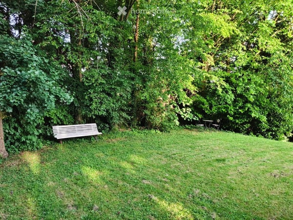 Nahe Basel/Riehen: Stilvolle 4-Zimmer-Wohnung in Gartenstadt-Villa mit Parklandschaft 24