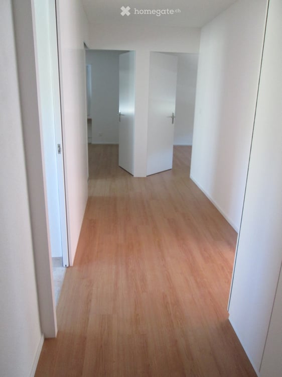 Helle 3-Zimmer-Wohnung mit Balkon in Nussbaumen AG 2