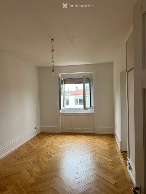 2.5-Zimmer-Altbauwohnung im Länggassquartier in Bern 2