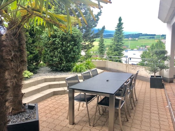 Exklusive 3.5-Zimmer Hochparterre-Wohnung mit grosser Terrasse und 2 Garagenplätzen zu vermieten 10