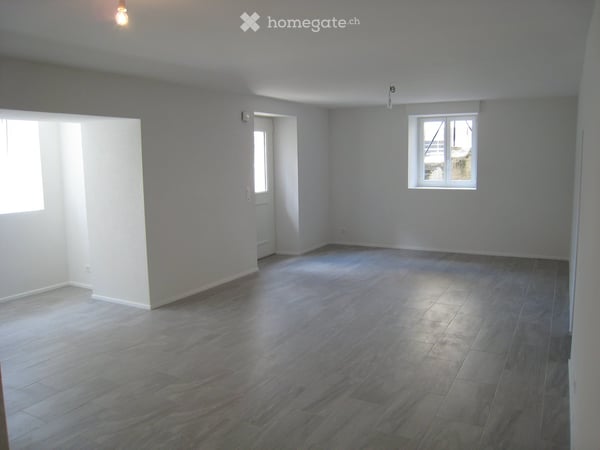Magnifique loft de 58 m², à l'avenue des Apes. Situation idéale au calme pour une personne seule 3