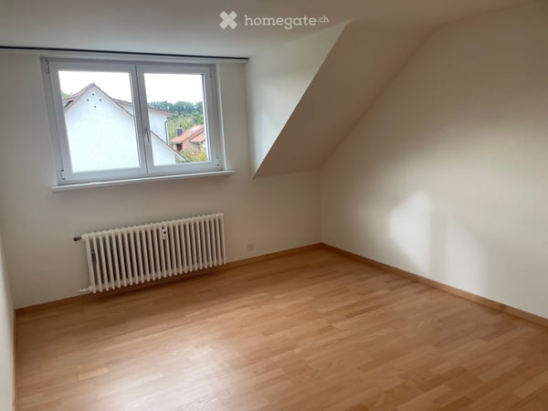 4-Zimmer-Maisonettewohnung in kleinem Mehrfamilienhaus mit Garten zur Mitbenützung 5