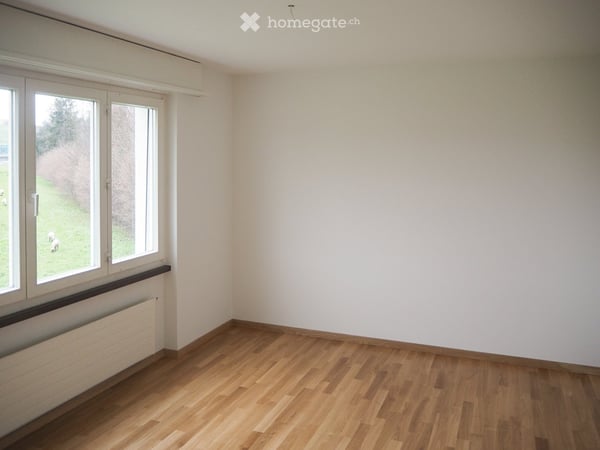 Helle 3.5-Zimmer-Wohnung mit Balkon in Rudolfstetten – ab September 2026 3