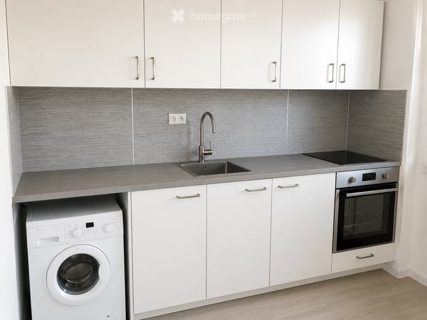 Komplett renovierte und möblierte 1.5-Zimmer-Wohnung mit Balkon und Parkplatz in St. Margrethen SG 2