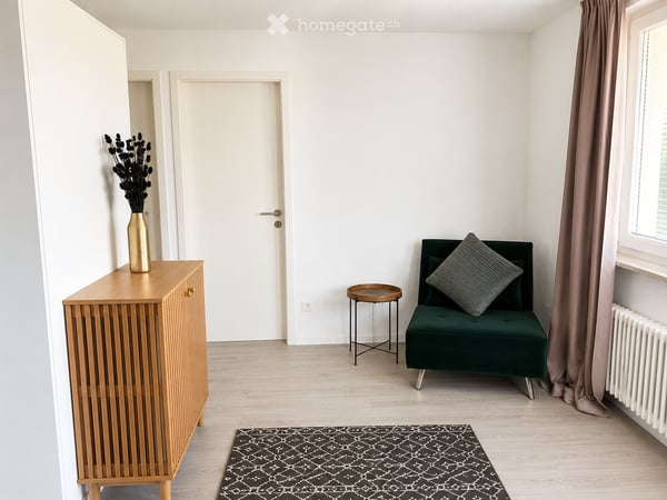 Komplett renovierte und möblierte 1.5-Zimmer-Wohnung mit Balkon und Parkplatz in St. Margrethen SG 4