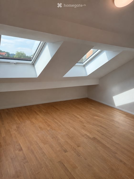 Appartement mansardé de 3,5 pièces à louer – Châtel-Saint-Denis 4