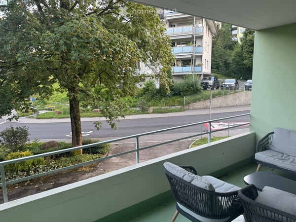 Charmante 4.5-Zimmer-Altbauwohnung mit Balkon in Hergiswil 2