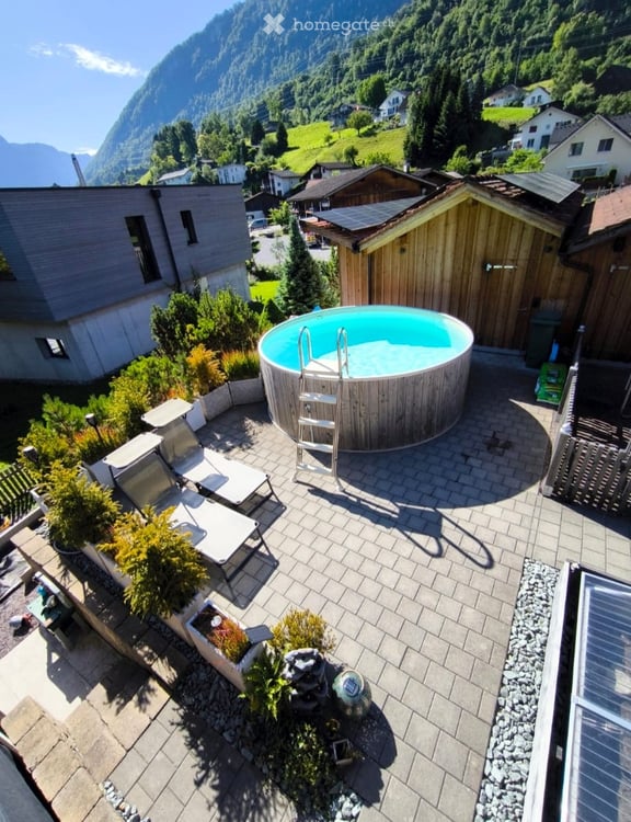Modernes Einfamilienhaus mit Bergpanorama und Seesicht 22