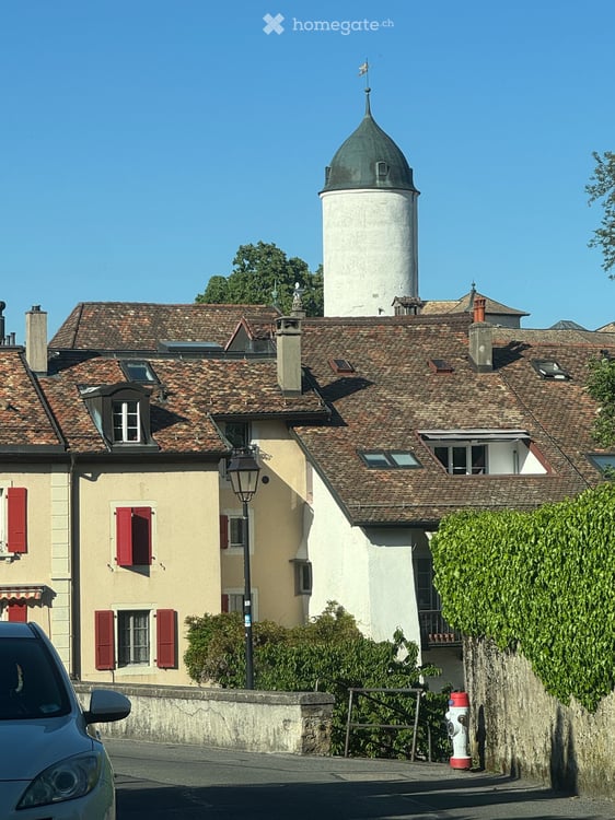 Charming 3.5-Room Apartment in the Heart of Aubonne 4