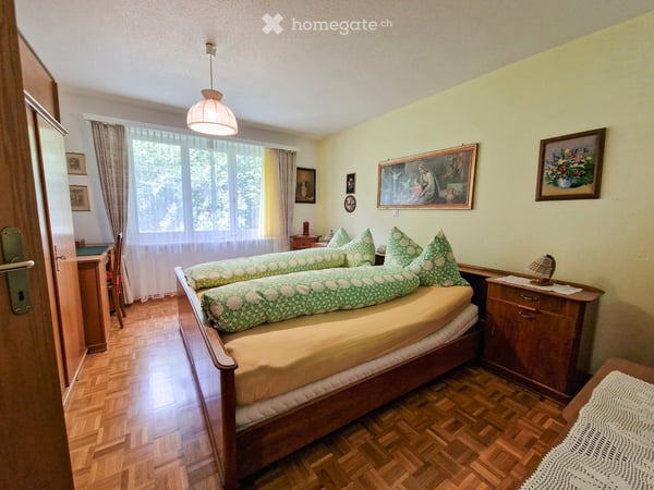 Liebevolle 4½-Zimmerwohnung mit traumhafter Aussicht ins Taminatalin Valens 11