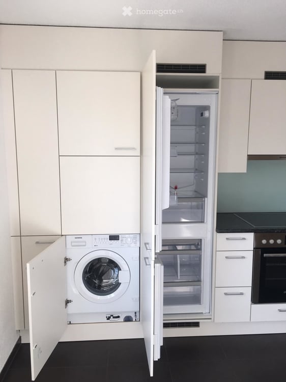 Helle 4½-Zimmerwohnung mit Aussicht – frisch saniert, per sofort verfügbar 3