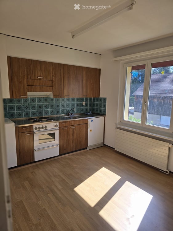 Charmante 4-Zimmer-Dachwohnung in Büsserach – sofort verfügbar 2