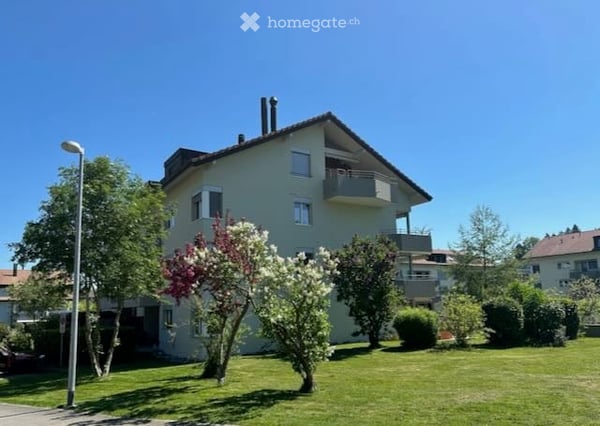 Charmante Dachwohnung mit Cheminée und Abendsonne 3