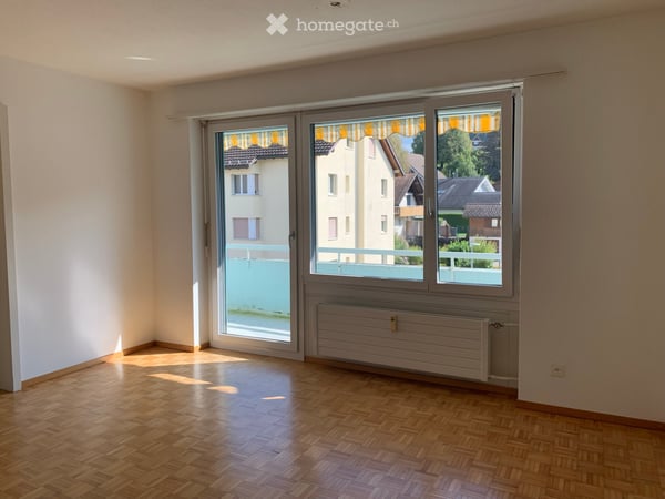 Gemütliche 2-Zimmer-Wohnung mit Balkon in Ganterschwil 2