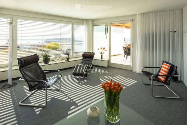 6,5-Zimmer-Attika über der Stadt mit phänomenaler See- und Alpensicht! 2